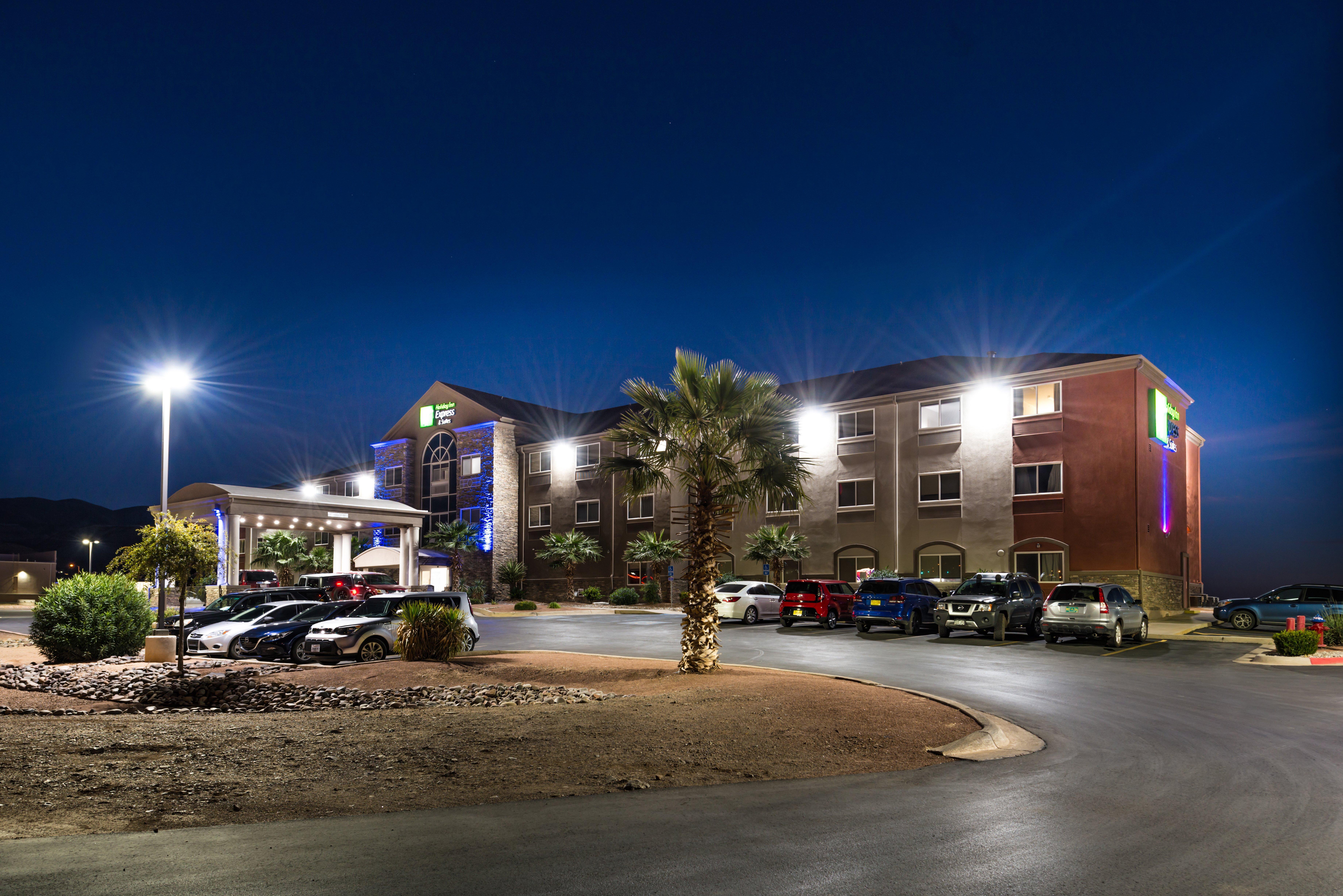 Holiday Inn Express & Suites Alamogordo Highway 54/70 By Ihg Zewnętrze zdjęcie