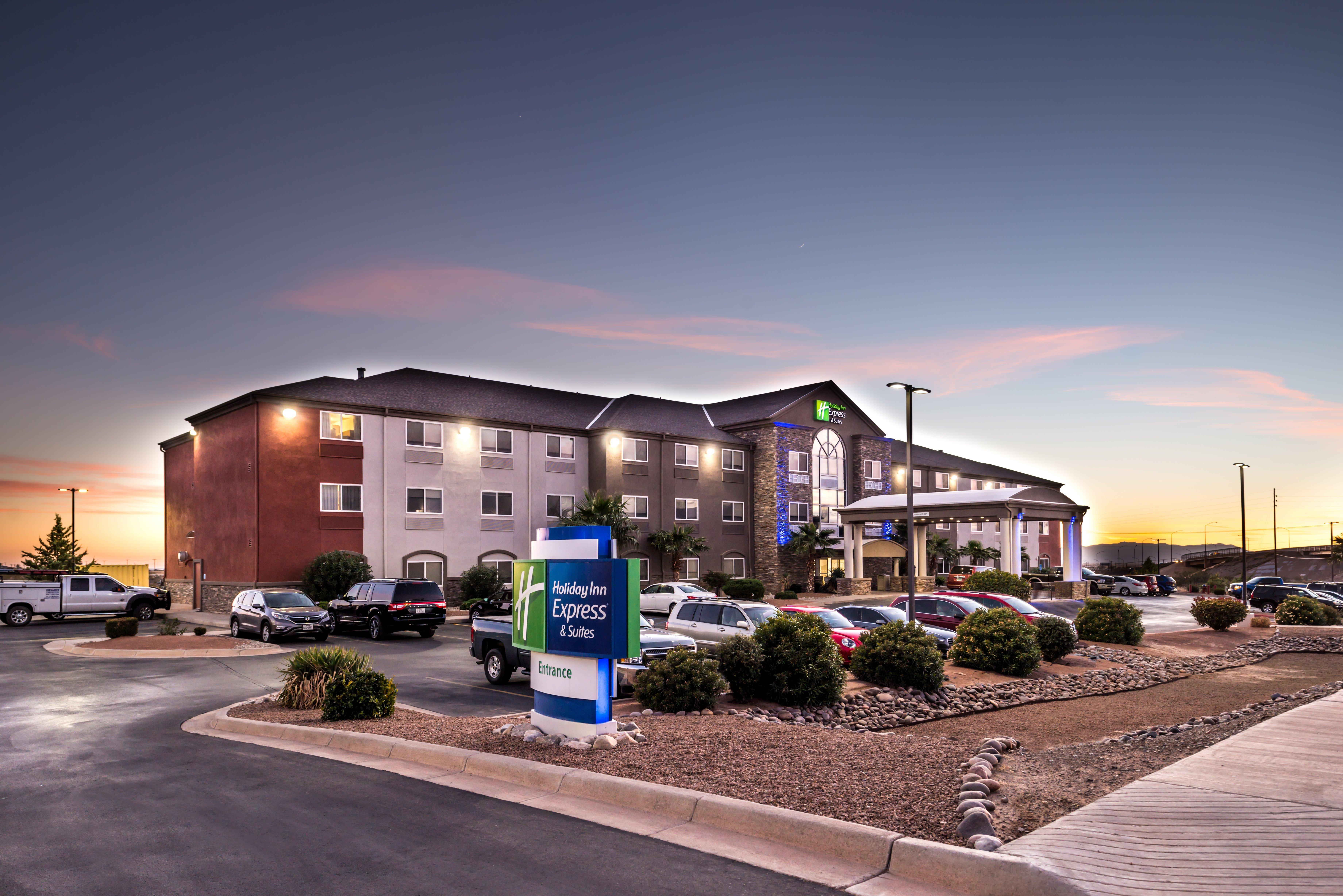 Holiday Inn Express & Suites Alamogordo Highway 54/70 By Ihg Zewnętrze zdjęcie